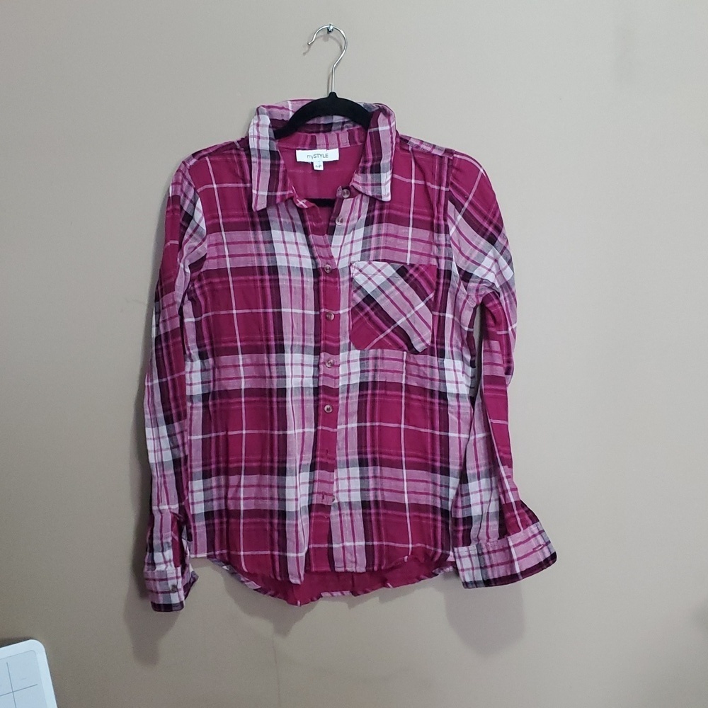 My Style Pink Plaid Button-Up Shirt Size Small